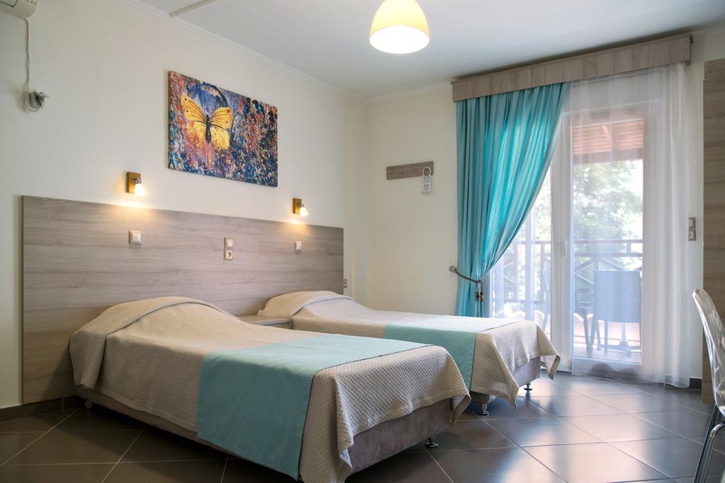 Studio Nikos Aparthotel Pythagoreio  Ngoại thất bức ảnh